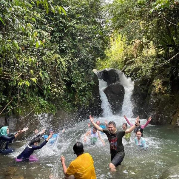 Galeri-JKT-Hiking-Sentul6